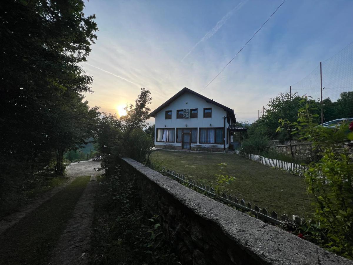 Villa White Dove Sarajevo Exterior photo